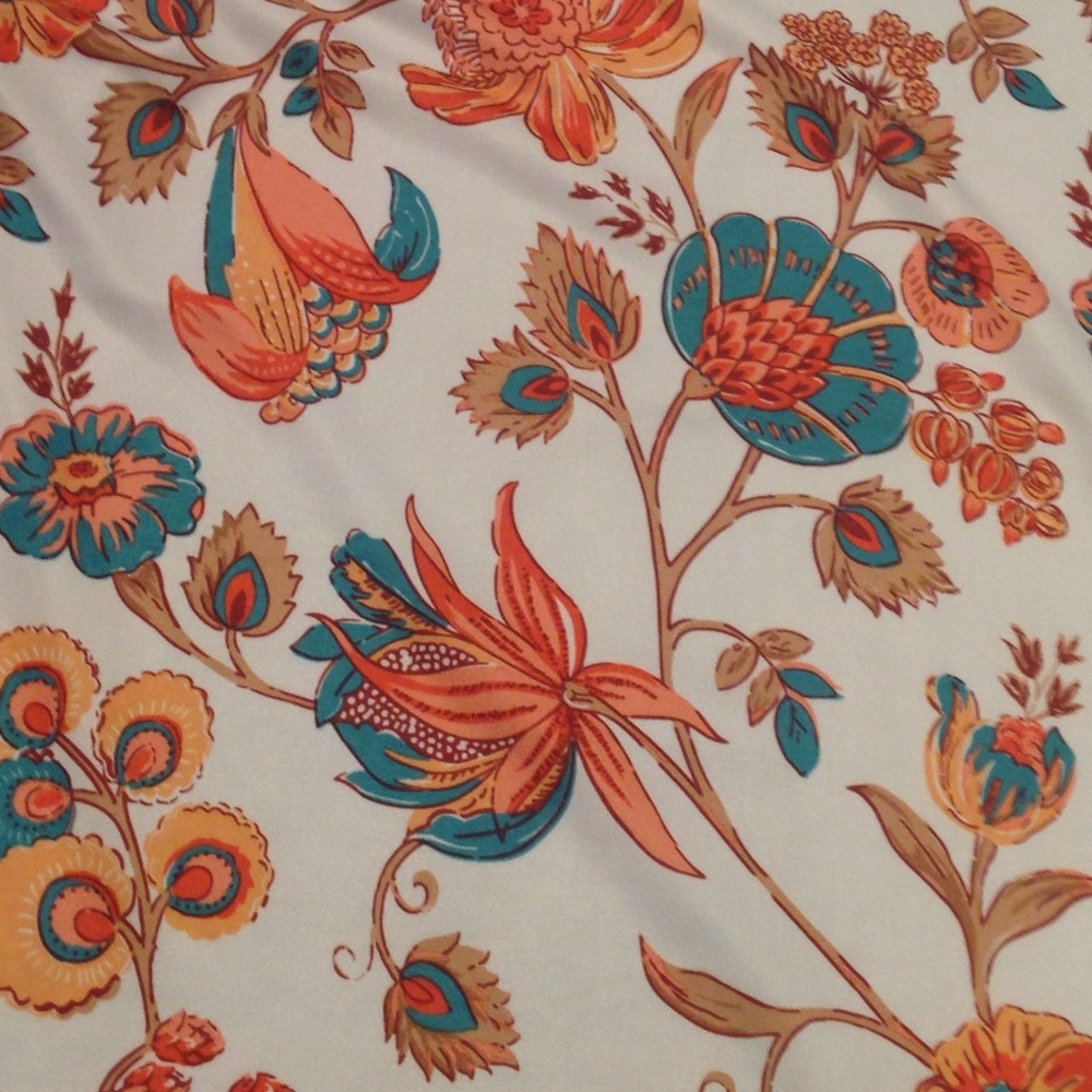 LuLaRoe Irma Top Size XXS - Picture 2 of 5